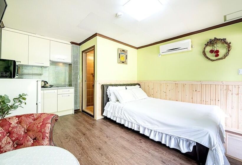 Samcheok Garden Pension