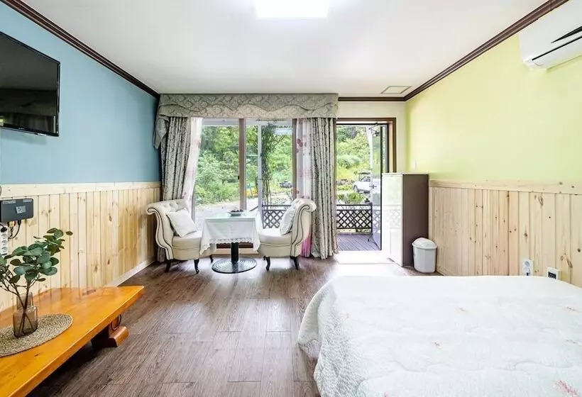 Samcheok Garden Pension