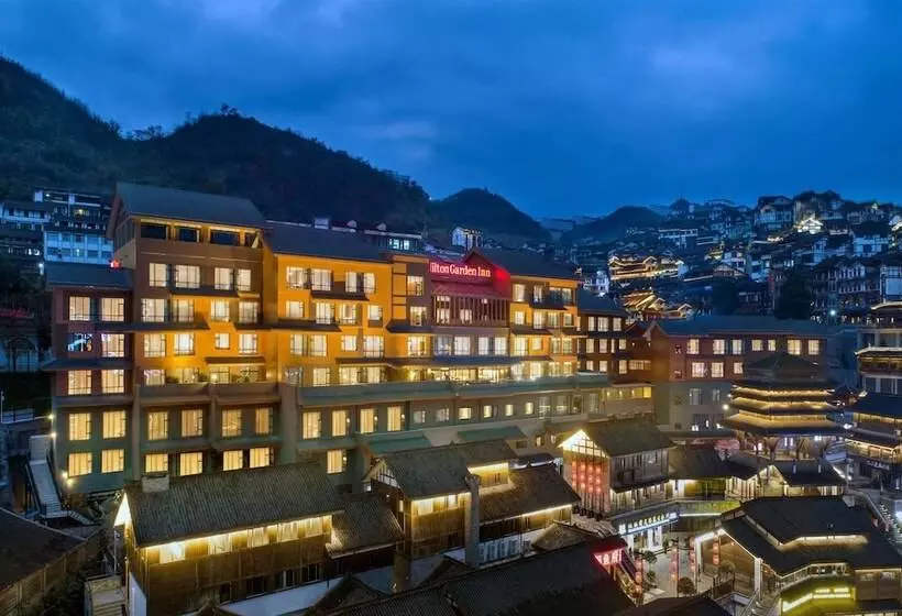 Hotelli Hilton Garden Inn Guizhou Maotai Town