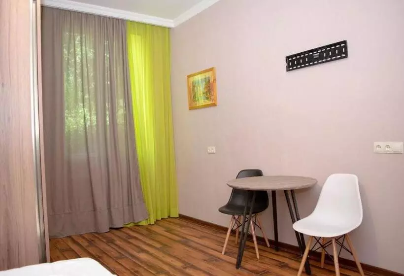 هاستل 4 Rooms