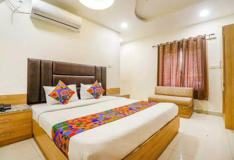 Fabhotel Royal Aanandam
