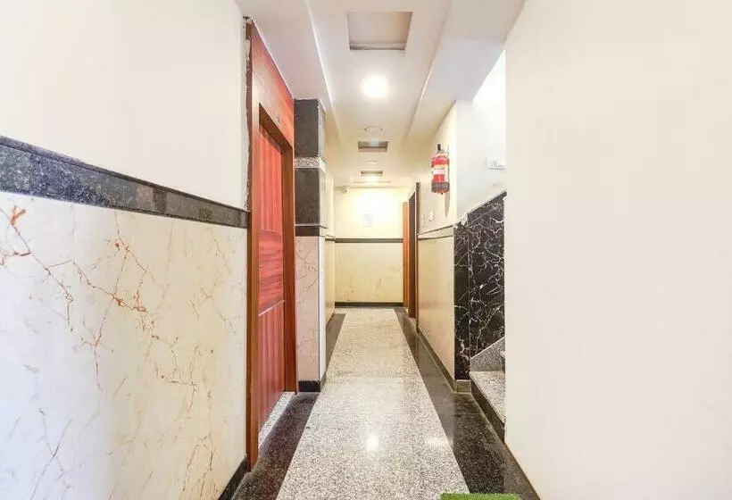 Fabhotel Royal Aanandam