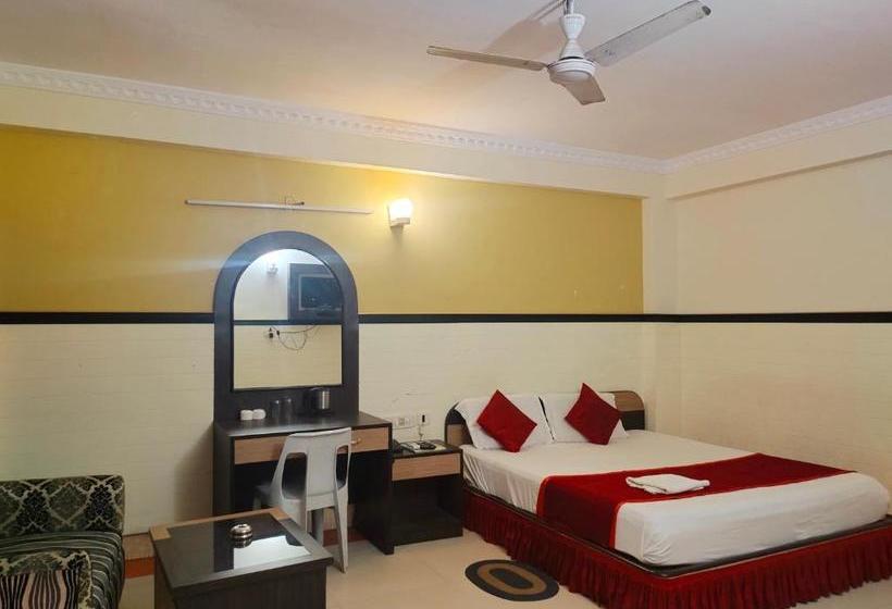 בית מלון כפרי New Classic Inn