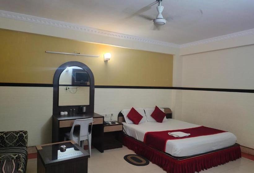 בית מלון כפרי New Classic Inn