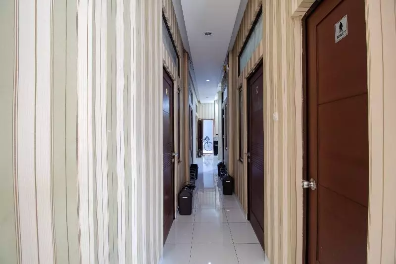 Otel Oyo 3253 Sofia Residence Syariah