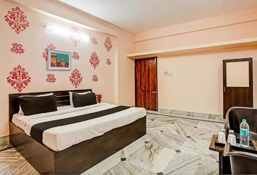 ホテル O Aarshi Palace