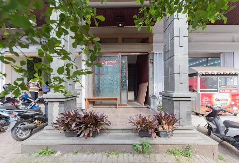 ホテル Reddoorz Syariah Near Politeknik Negeri Bandung Campus