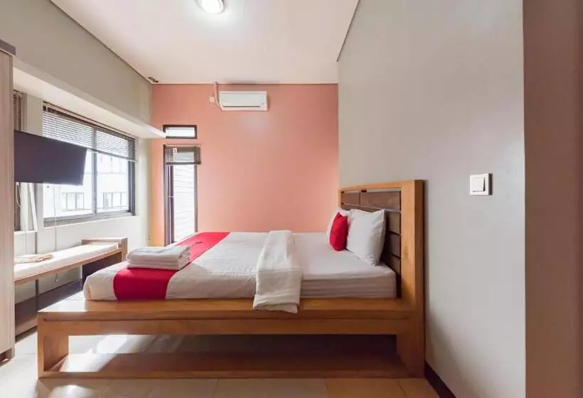 ホテル Reddoorz Syariah Near Politeknik Negeri Bandung Campus