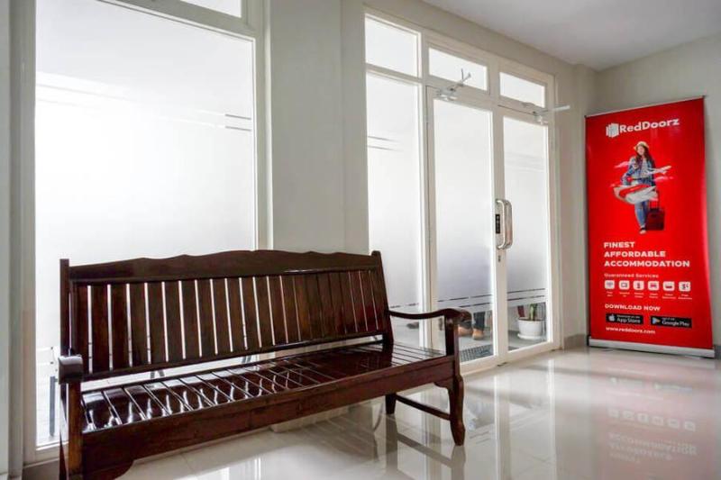 호텔 Reddoorz Near Sleman City Hall 2