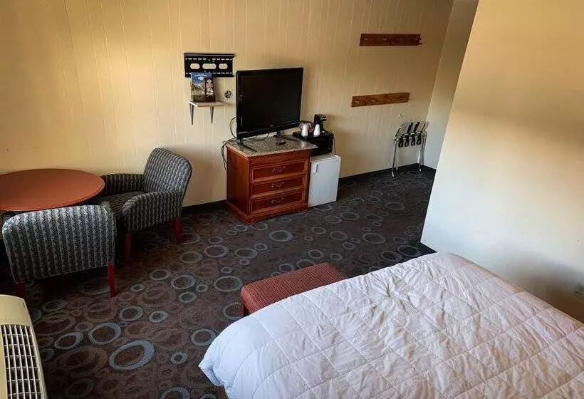 Motelli Ventura Grand Inn