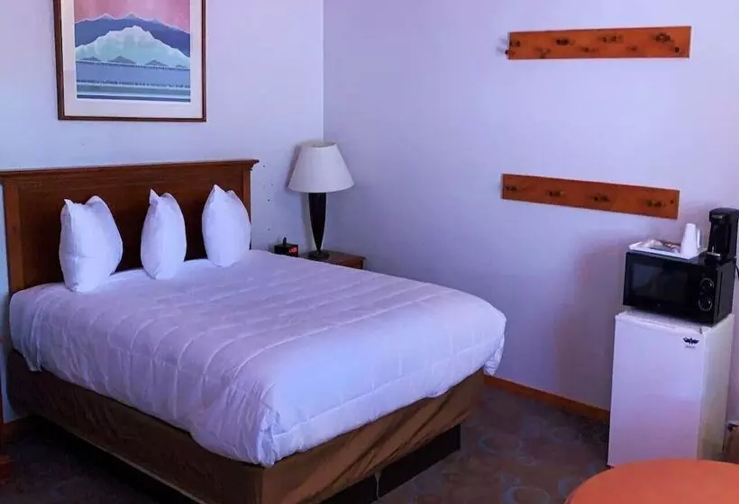 Motelli Ventura Grand Inn