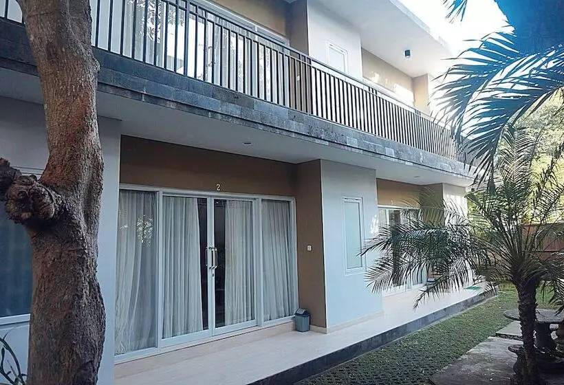 پانسیون Double A House