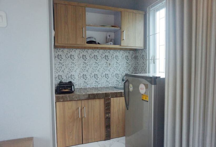 פנסיון Double A House