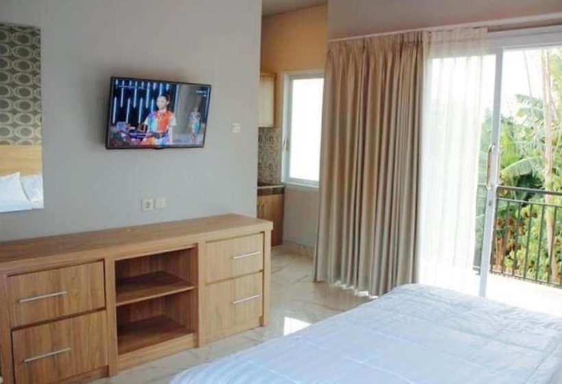 פנסיון Double A House