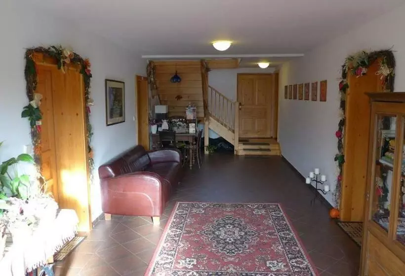 Majatalo Penzion Fousek