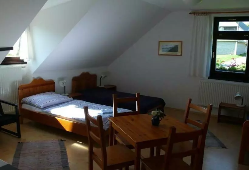 Majatalo Penzion Fousek