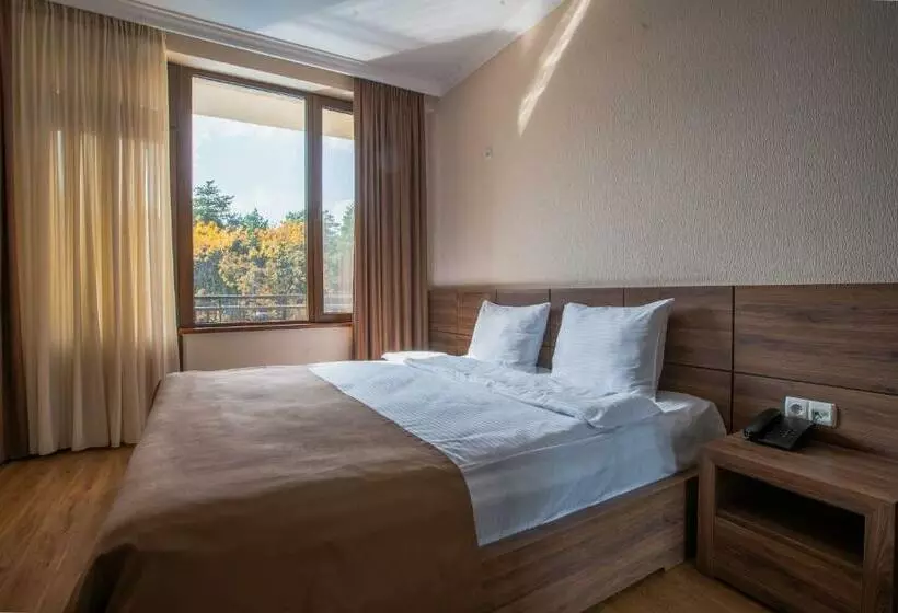 Zuzumbo Resort & Spa