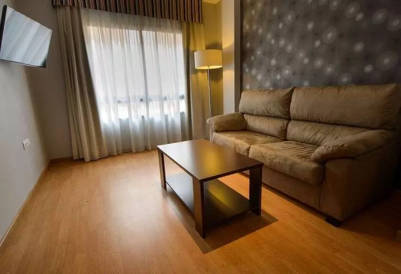 Aparthotel Mm Badajoz