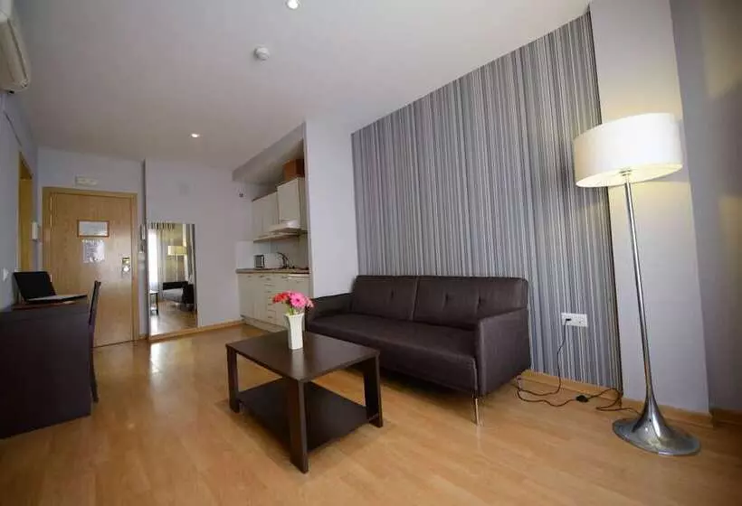 Aparthotel Mm Badajoz