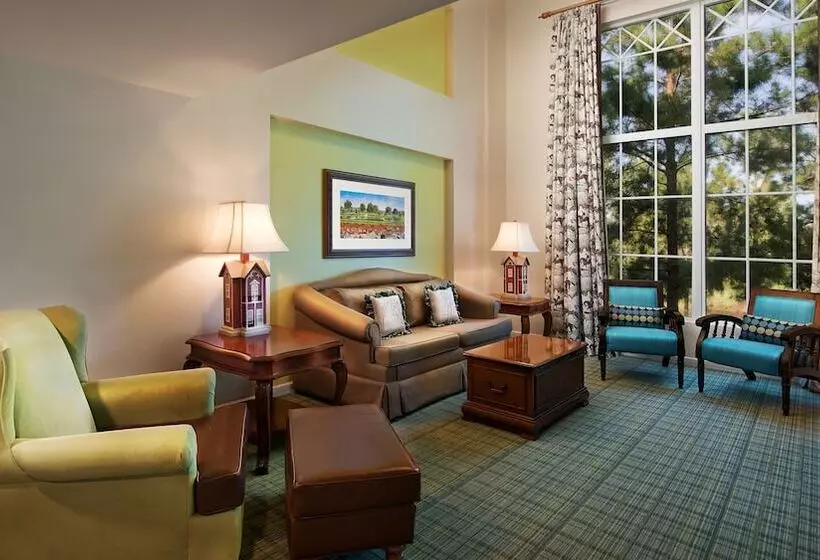 Disney's Saratoga Springs Resort & Spa