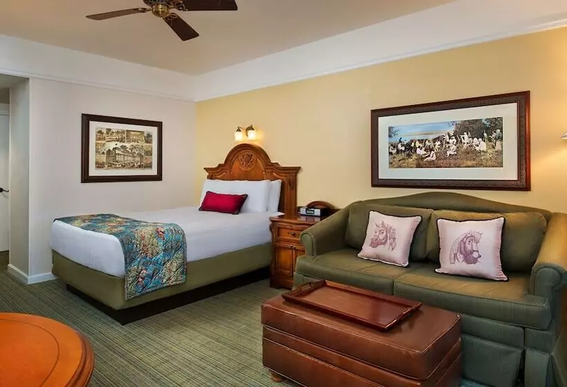 Disney's Saratoga Springs Resort & Spa