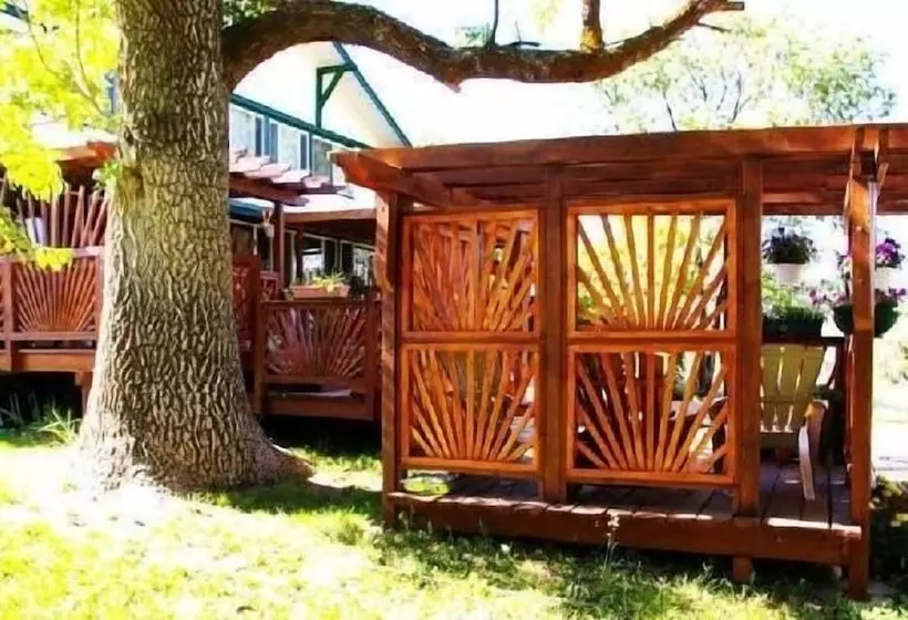 Historic Smith Hotel B&b