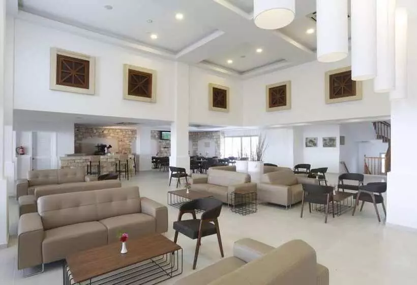 ホテル Kapetanios Aqua Resort