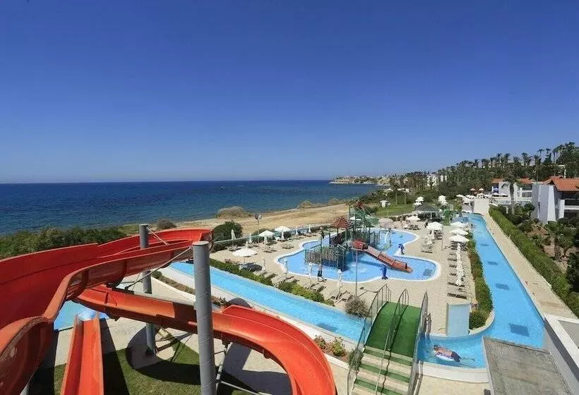 ホテル Kapetanios Aqua Resort