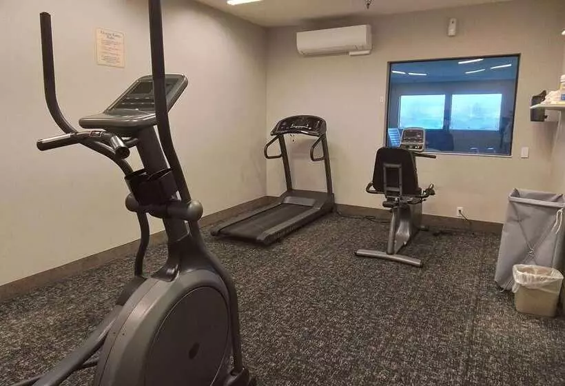 בית מלון כפרי Baymont By Wyndham Moses Lake