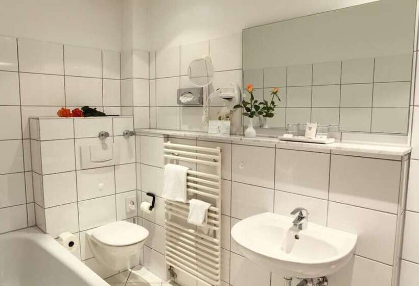 هتل Boulevard   Superior