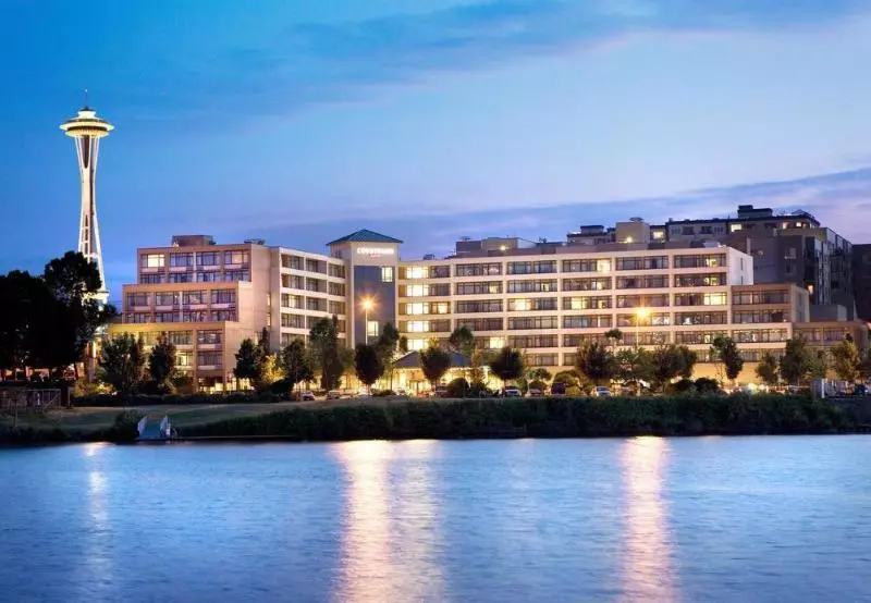 Отель Courtyard Seattle Downtown/lake Union