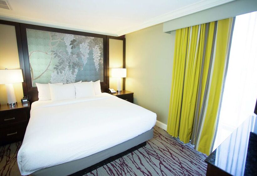 Doubletree By Hilton Hotel Savannah Historic District