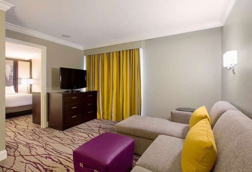 Doubletree By Hilton Hotel Savannah Historic District