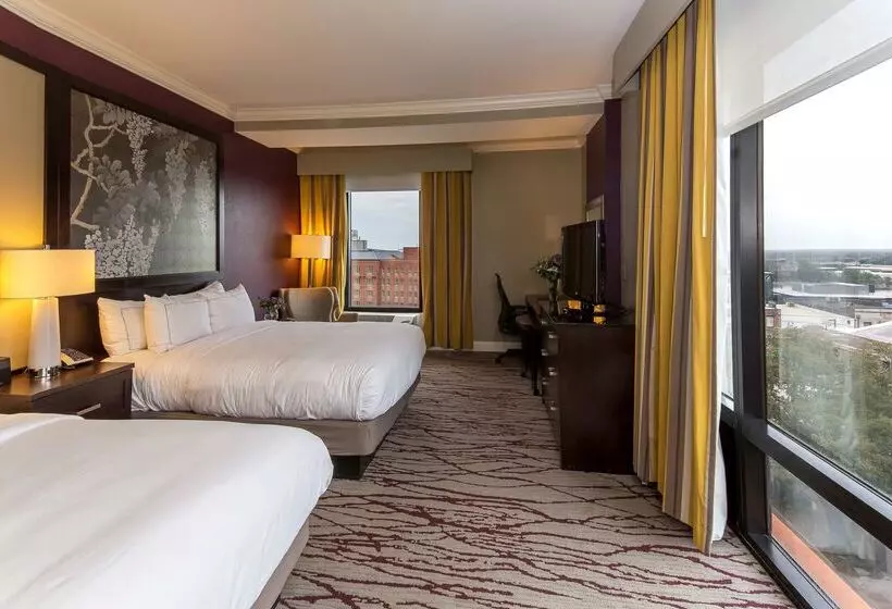 Doubletree By Hilton Hotel Savannah Historic District
