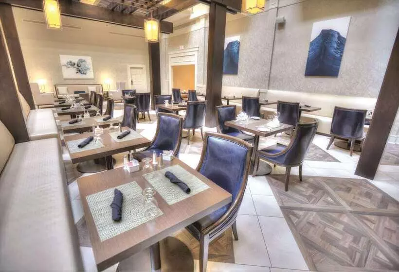 فندق Doubletree Suites By Hilton At The Battery Atlanta