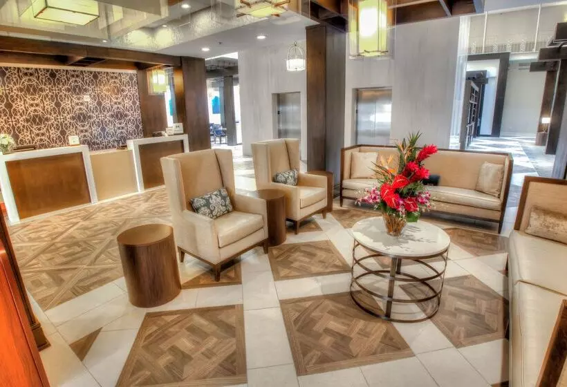 فندق Doubletree Suites By Hilton At The Battery Atlanta