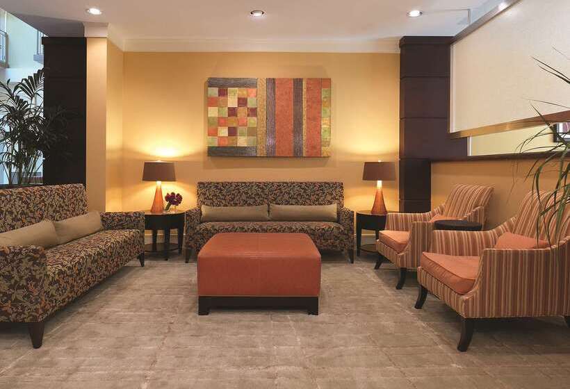 هتل Doubletree Suites By Hilton At The Battery Atlanta