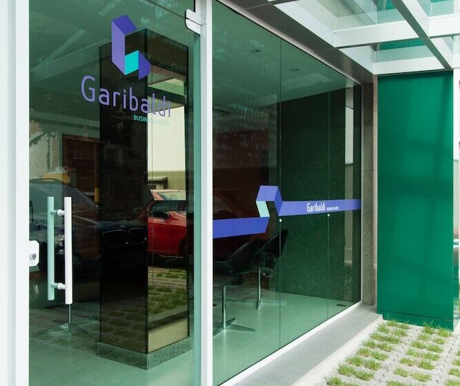 هتل Garibaldi Business