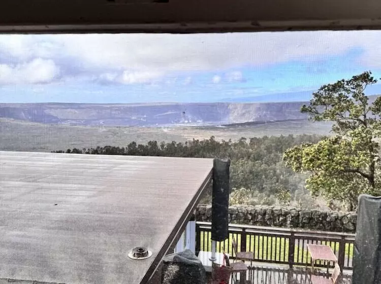 ホテル Hawaii Volcano House