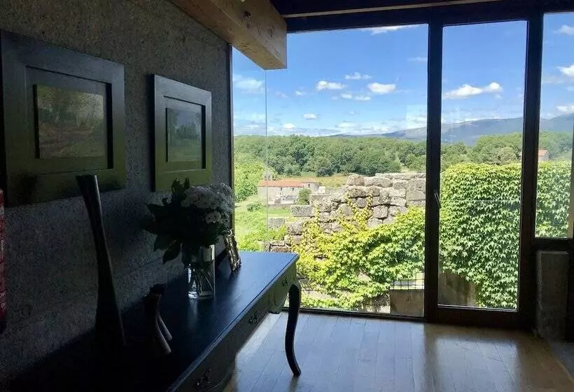 ホテル Monumento Castelo De Maceda