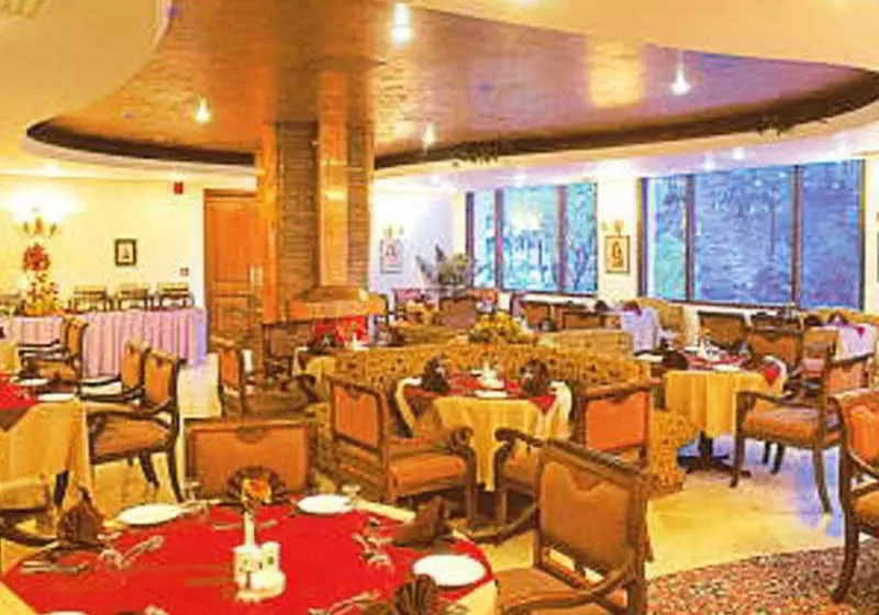 酒店 Quality Inn Himdev