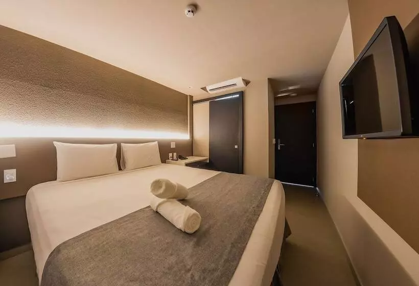 בית מלון כפרי Saint Patrick Grand