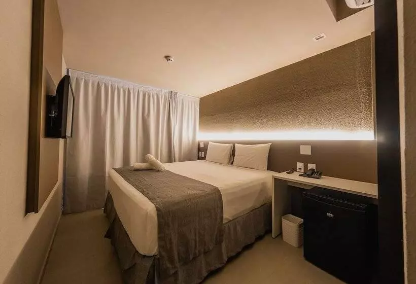 בית מלון כפרי Saint Patrick Grand