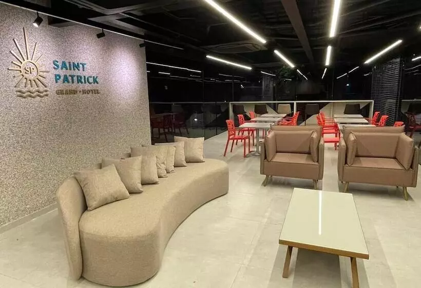 בית מלון כפרי Saint Patrick Grand