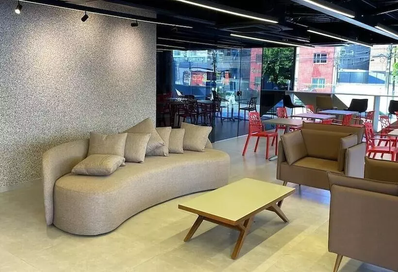 בית מלון כפרי Saint Patrick Grand