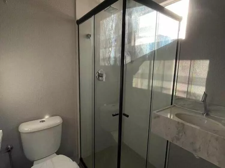 בית מלון כפרי Saint Patrick Grand