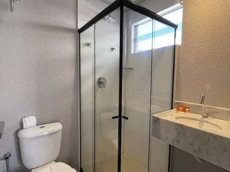 בית מלון כפרי Saint Patrick Grand