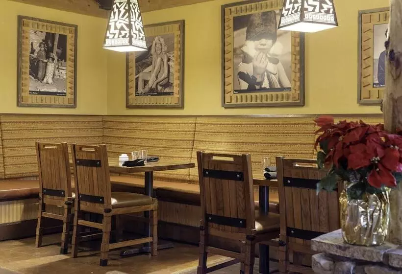 The Grand Hotel At The Grand Canyon