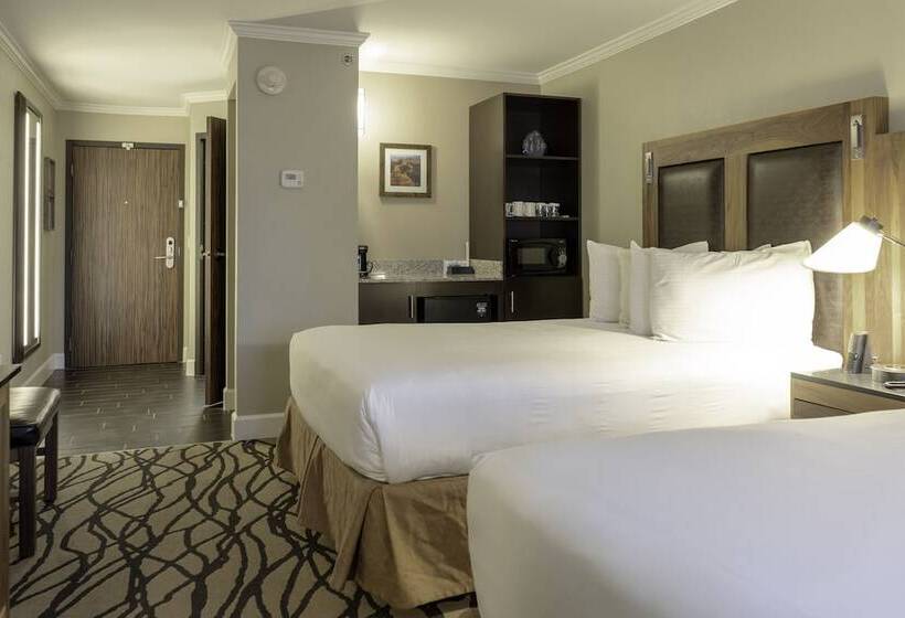 The Grand Hotel At The Grand Canyon