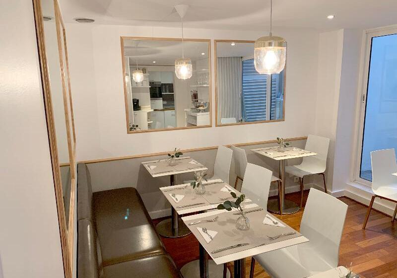 هتل Villa Des Ambassadeurs